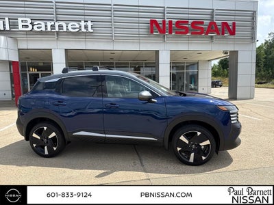 2025 Nissan Kicks SR