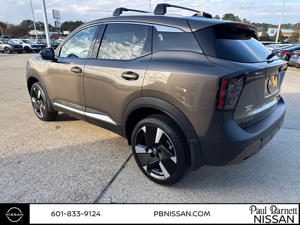 2026 Nissan Kicks SR