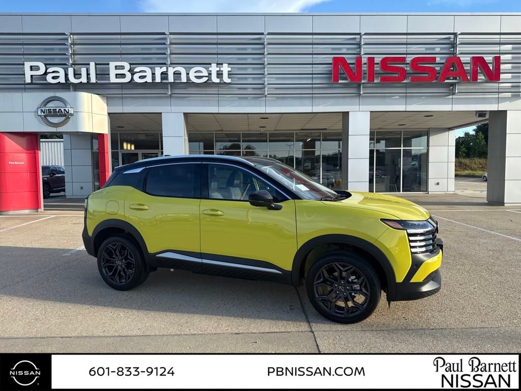 2025 Nissan Kicks SR