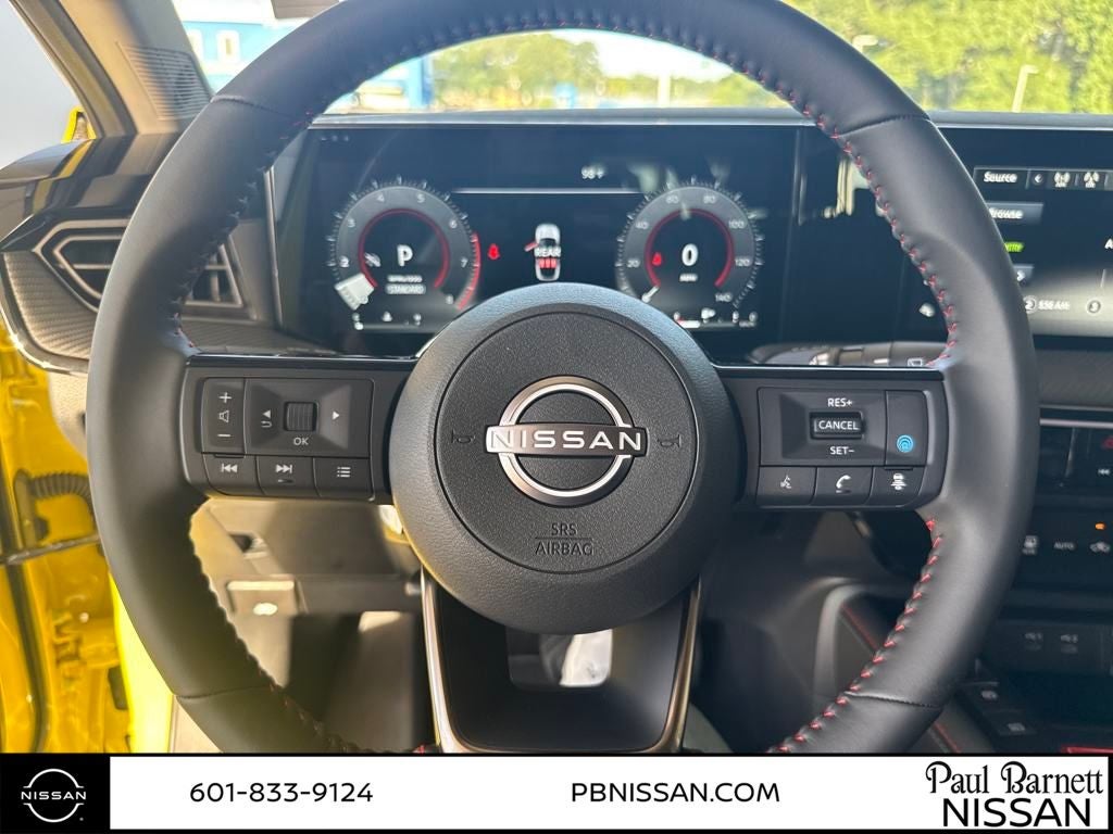 2025 Nissan Kicks SR