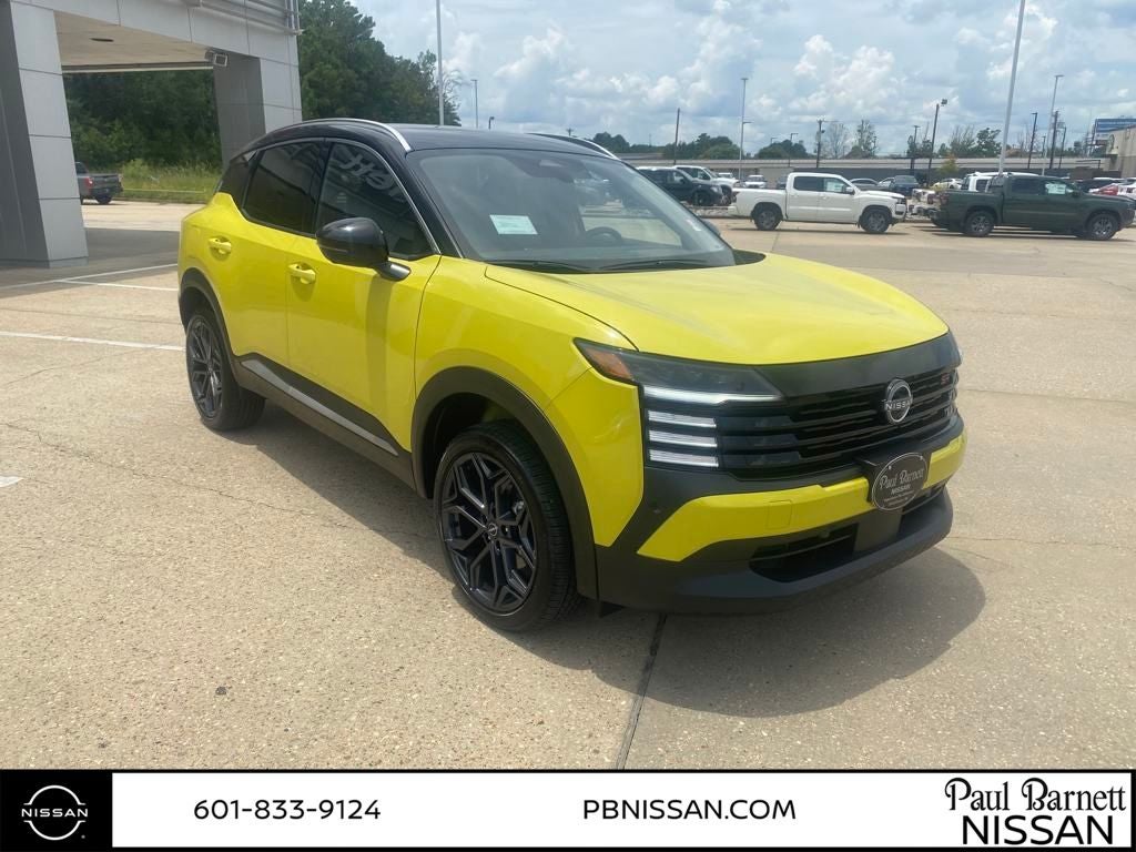 2025 Nissan Kicks SR