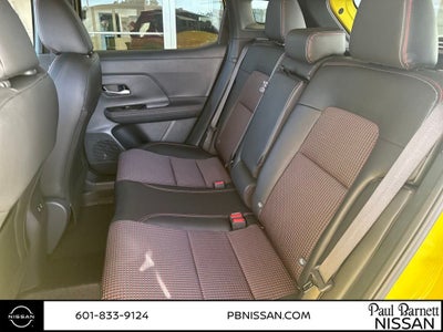 2025 Nissan Kicks SR