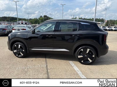 2025 Nissan Kicks SR