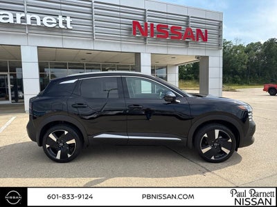 2025 Nissan Kicks SR