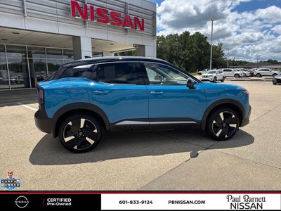 2025 Nissan Kicks SR