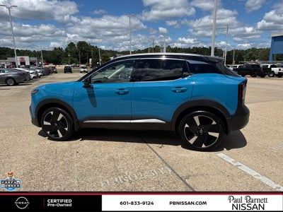 2025 Nissan Kicks SR