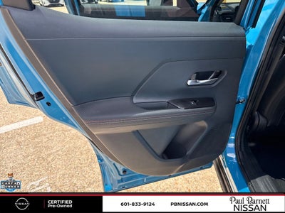 2025 Nissan Kicks SR
