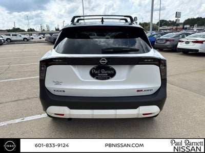 2025 Nissan Kicks SR