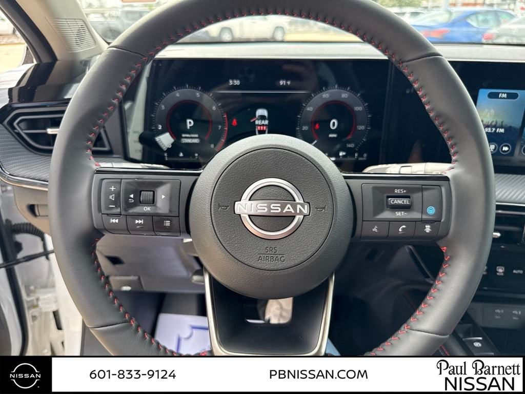 2025 Nissan Kicks SR