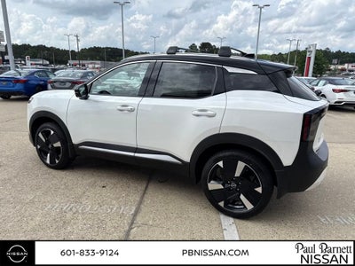 2025 Nissan Kicks SR