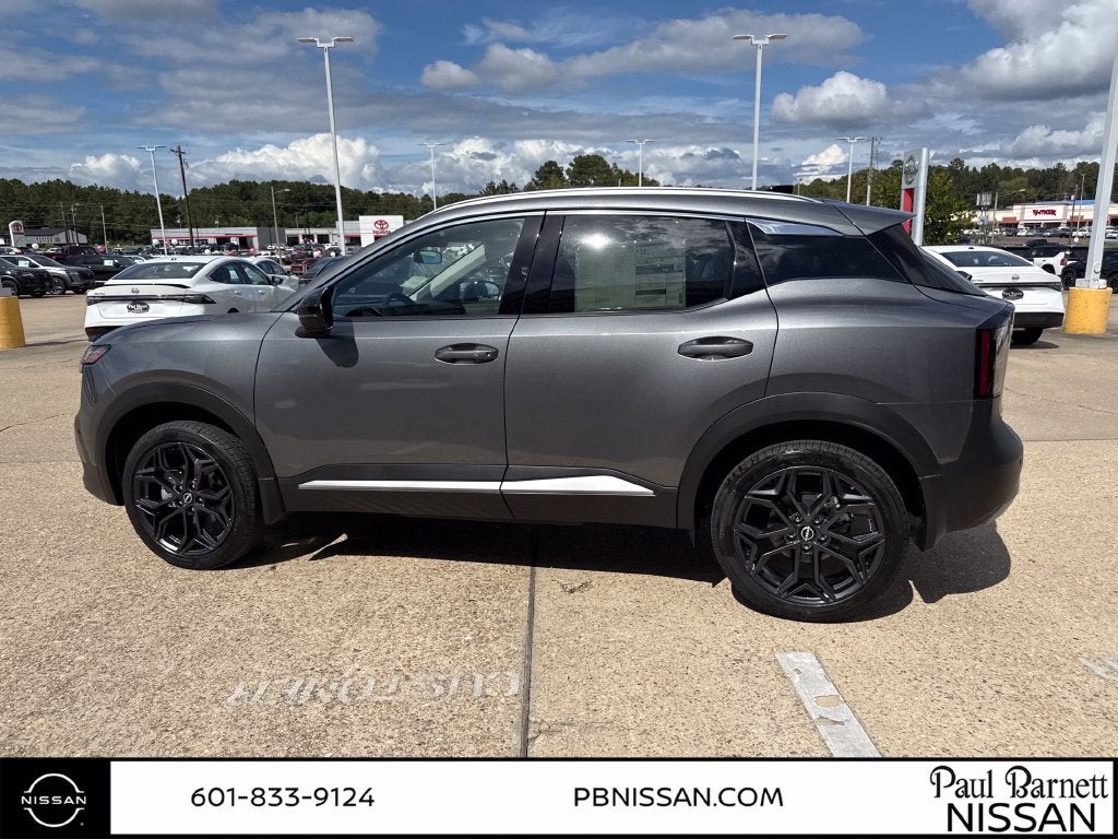 2027 Nissan Kicks SR