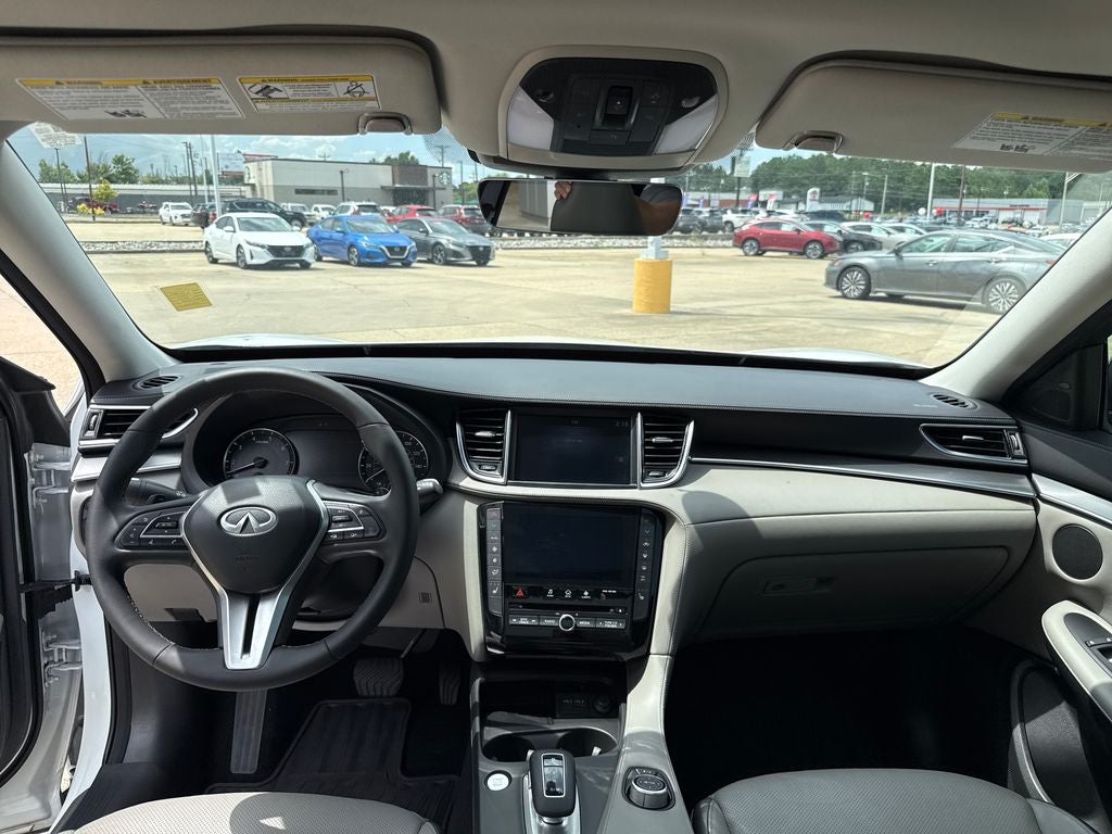 2023 INFINITI QX50 LUXE