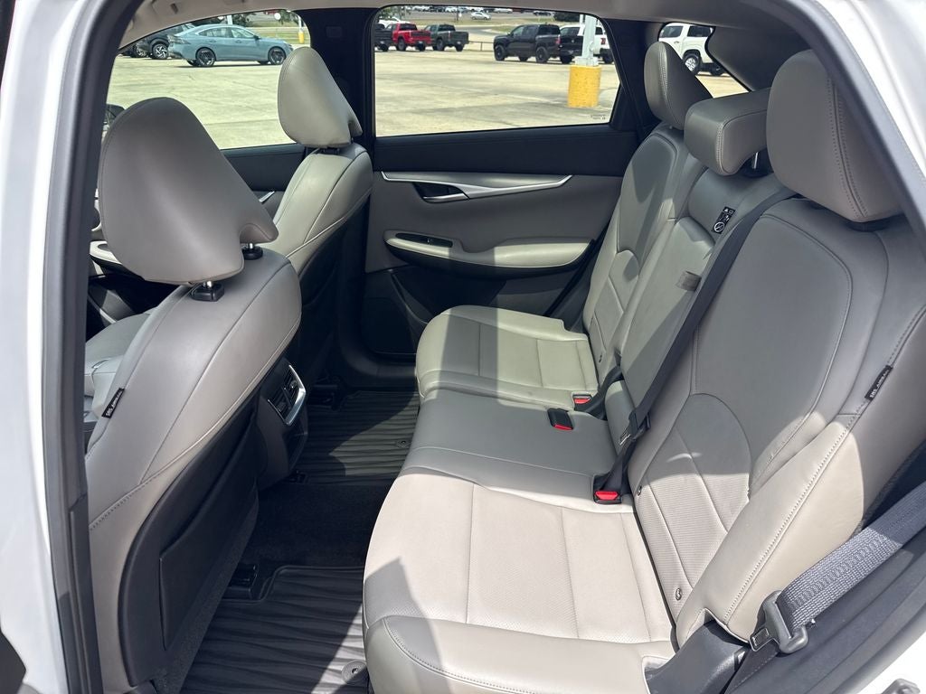 2023 INFINITI QX50 LUXE
