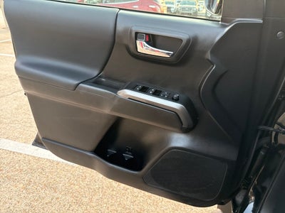 2022 Toyota Tacoma V6