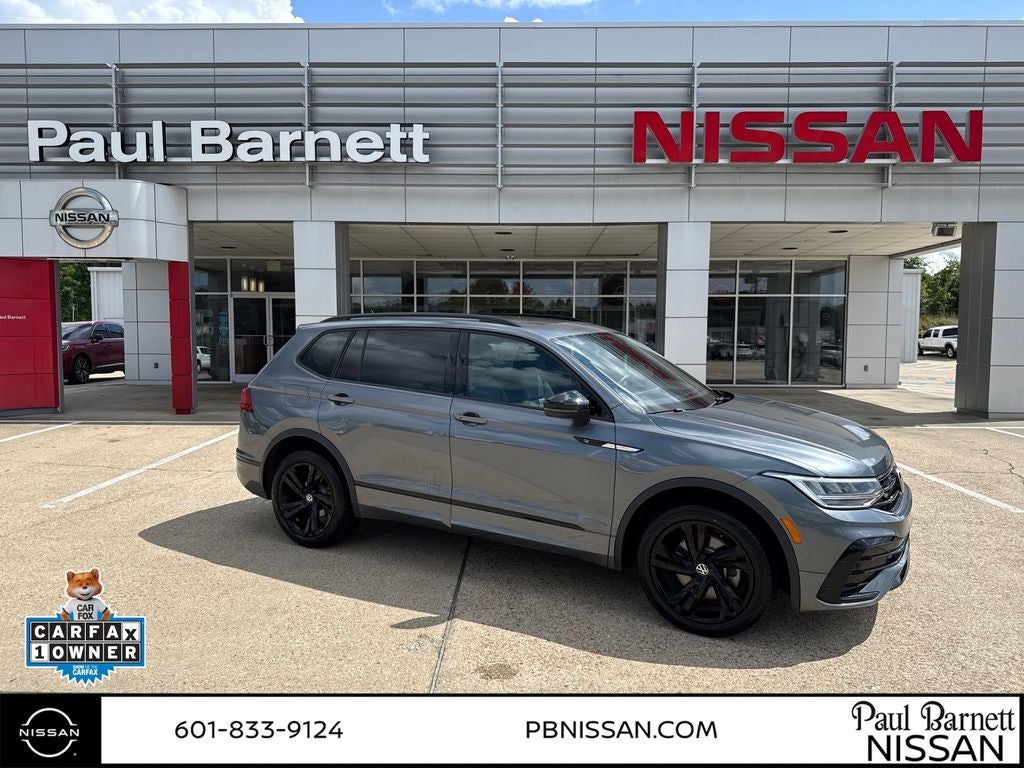 2023 Volkswagen Tiguan 2.0T SE R-Line Black