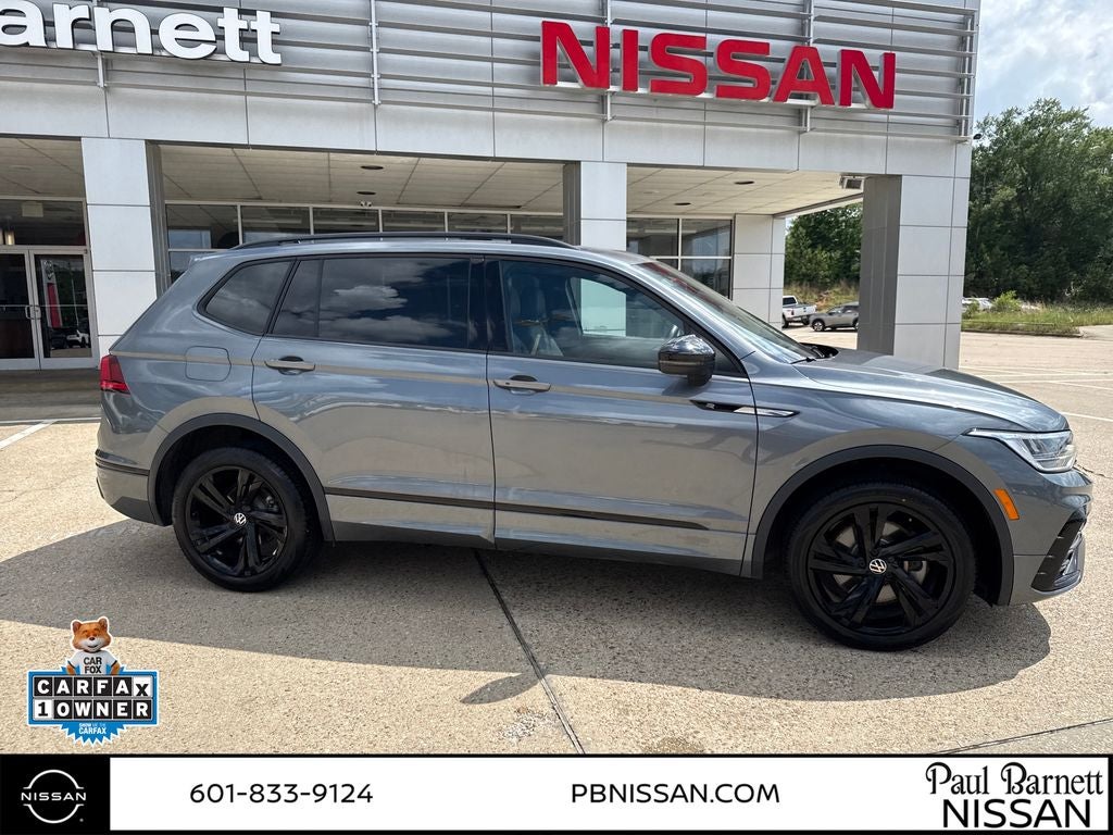 2023 Volkswagen Tiguan 2.0T SE R-Line Black
