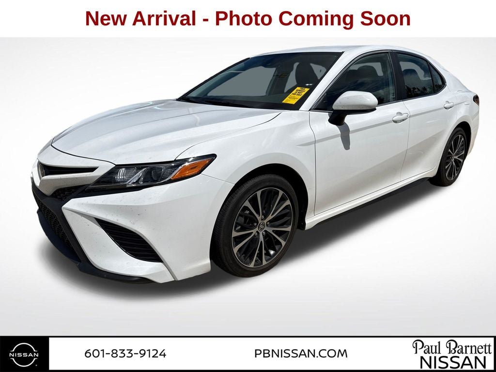 2020 Toyota Camry SE