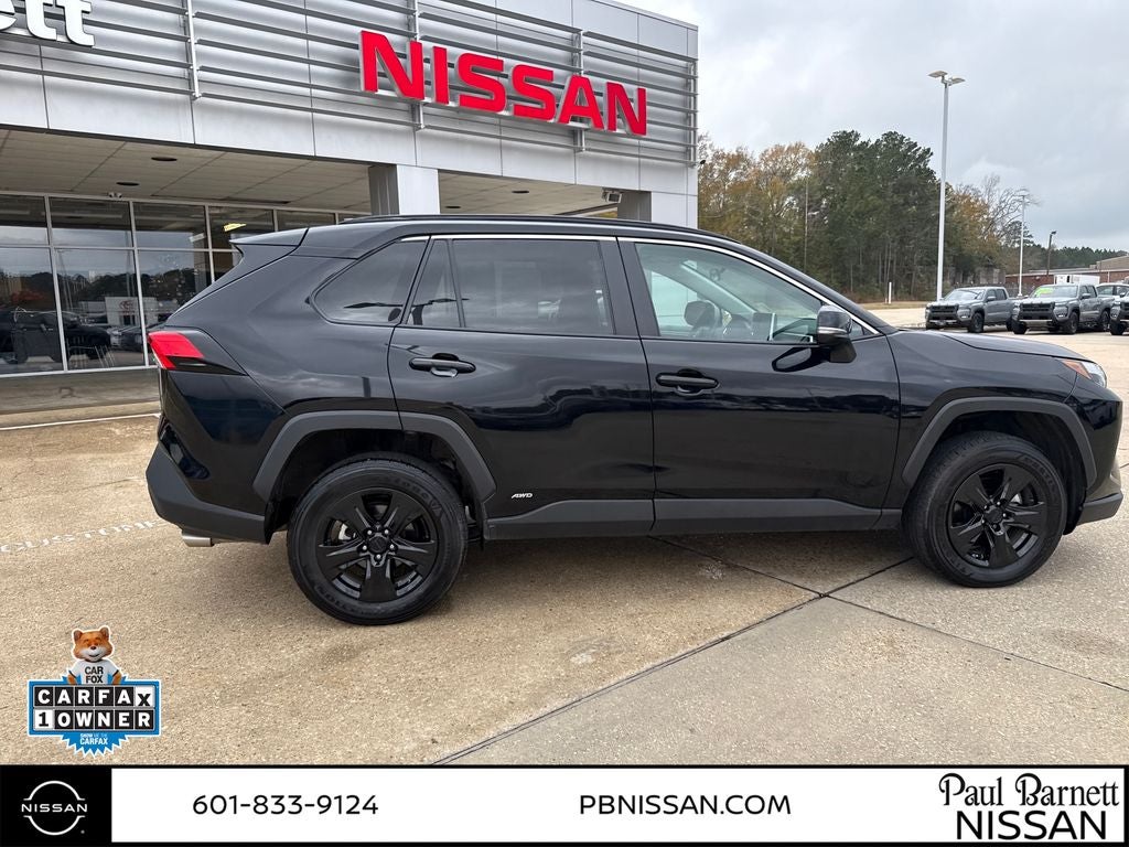 2024 Toyota RAV4 Hybrid LE