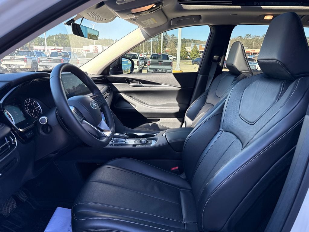 2025 INFINITI QX60 PURE