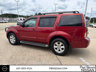 2012 Nissan Pathfinder SV