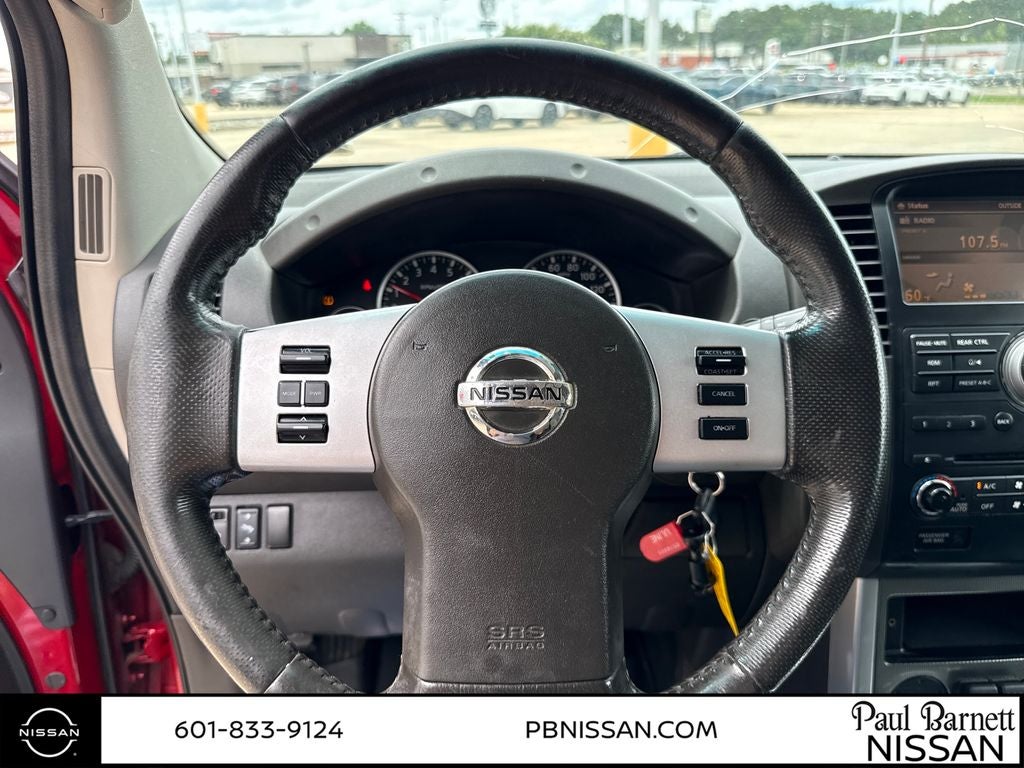 2012 Nissan Pathfinder SV