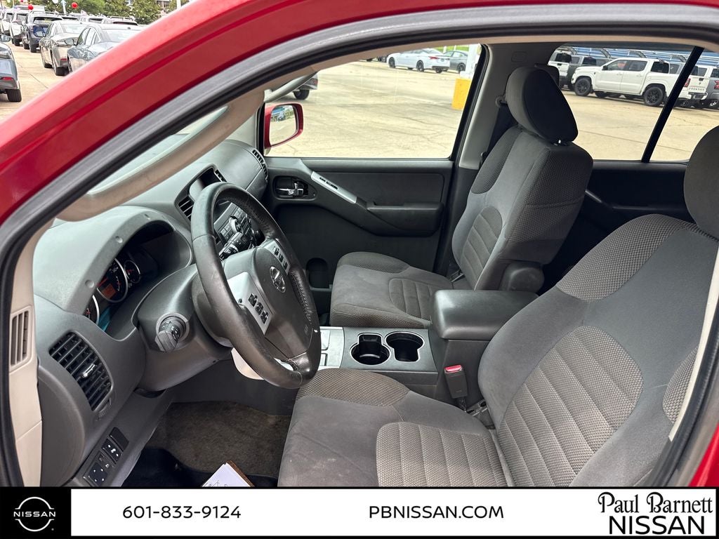 2012 Nissan Pathfinder SV