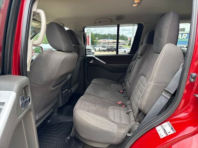 2012 Nissan Pathfinder SV
