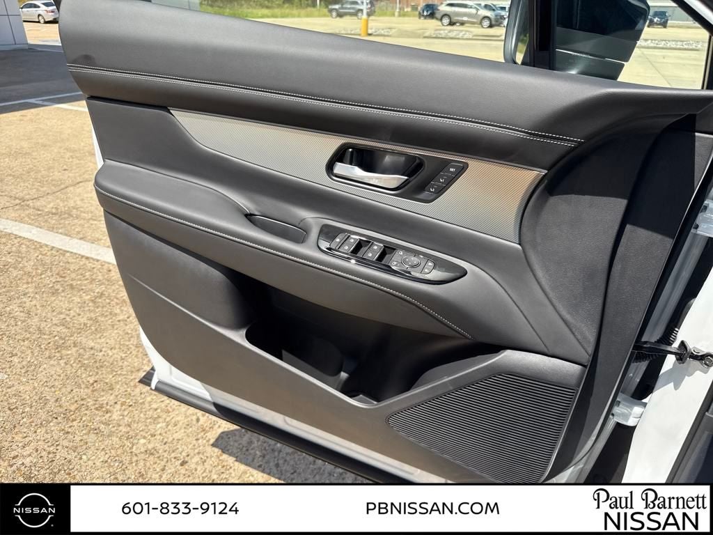 2025 Nissan Murano SL