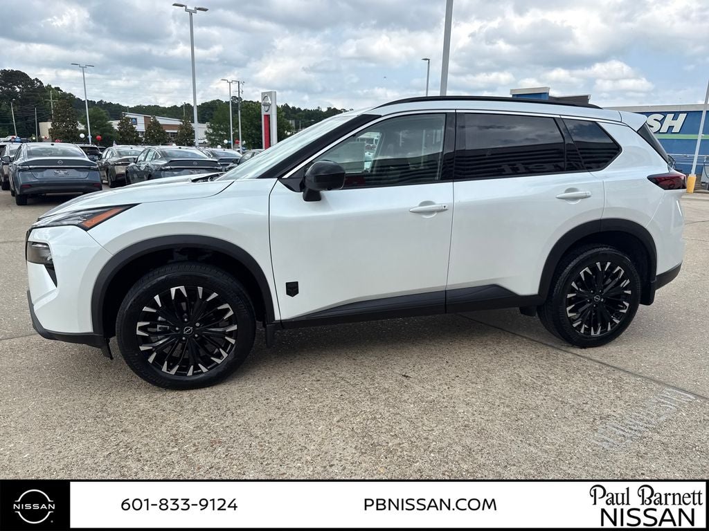 2026 Nissan Rogue Dark Armor