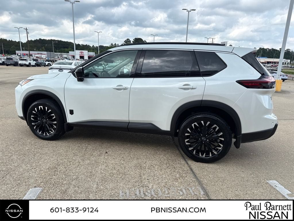 2026 Nissan Rogue Dark Armor