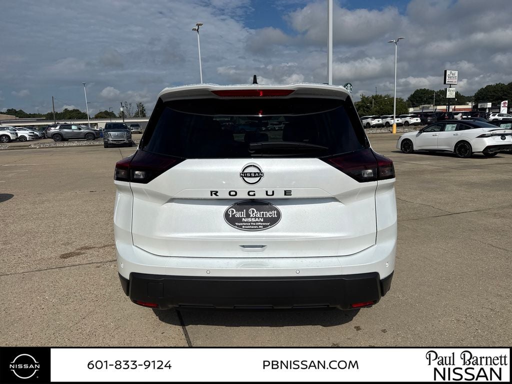 2026 Nissan Rogue Dark Armor