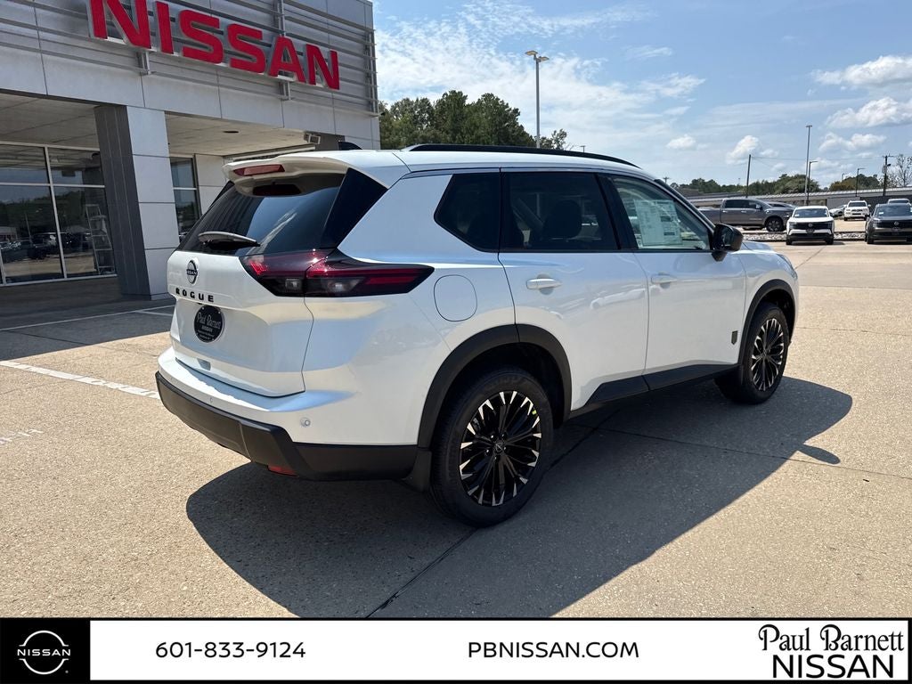 2026 Nissan Rogue Dark Armor