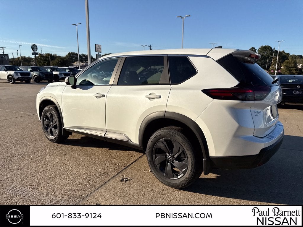 2027 Nissan Rogue SV