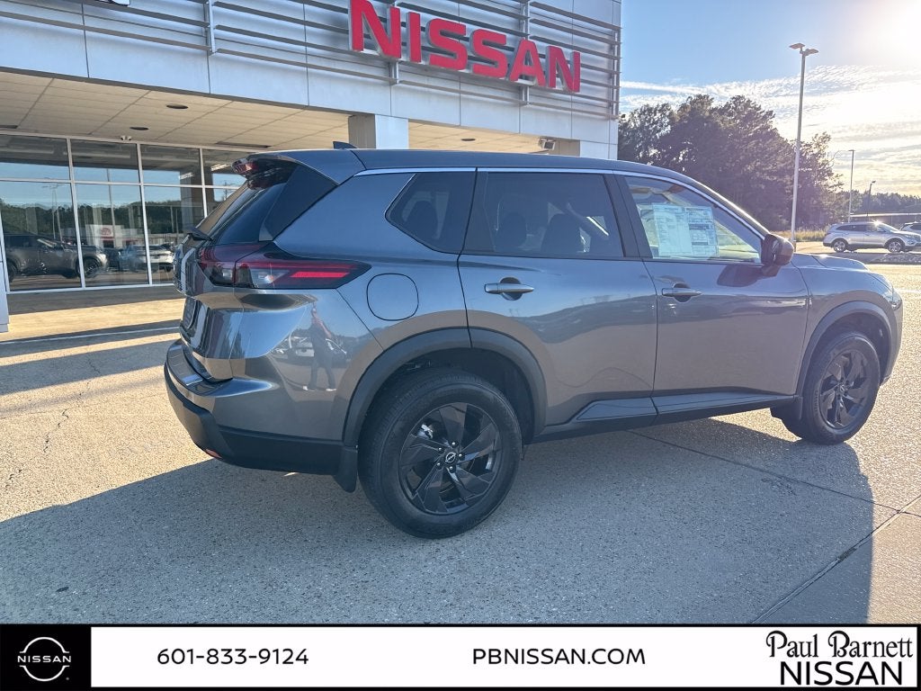 2027 Nissan Rogue SV