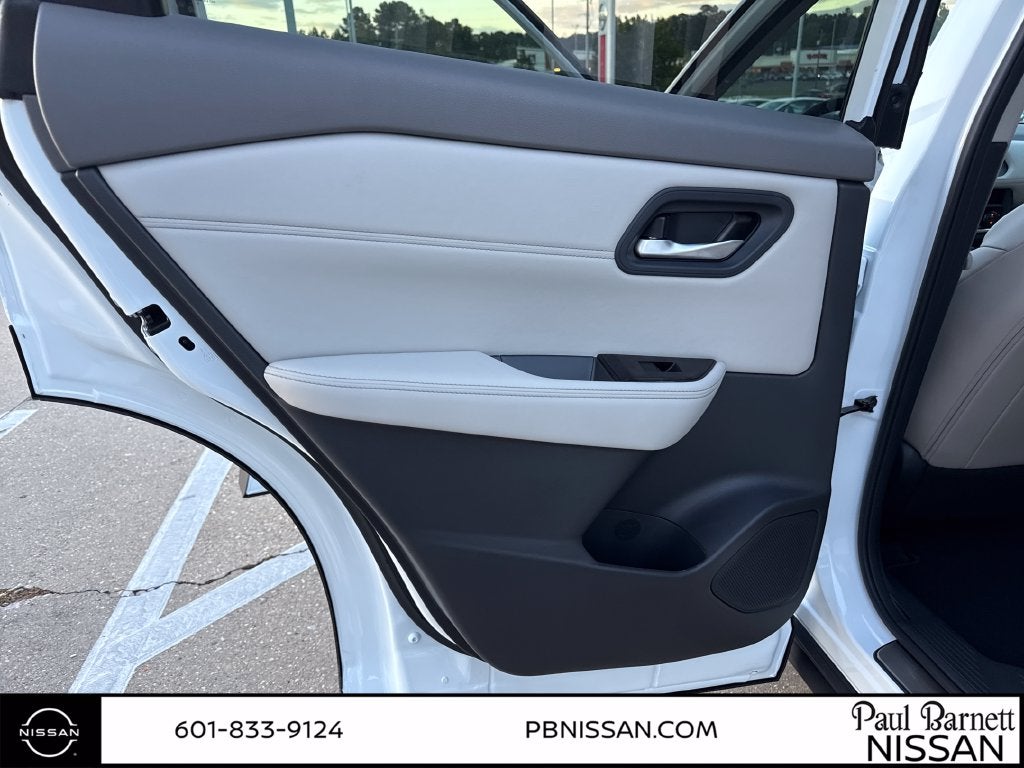 2027 Nissan Rogue Dark Armor