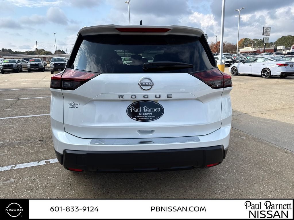 2026 Nissan Rogue SV