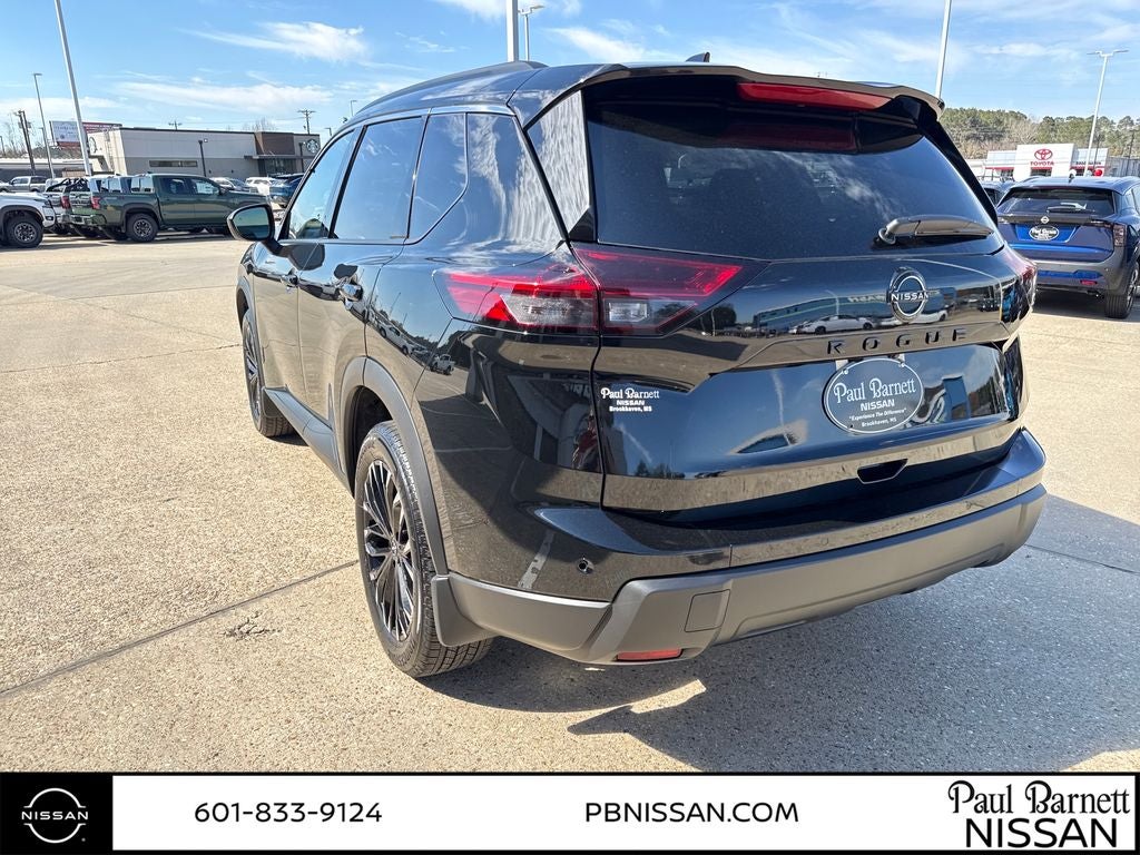 2026 Nissan Rogue Dark Armor