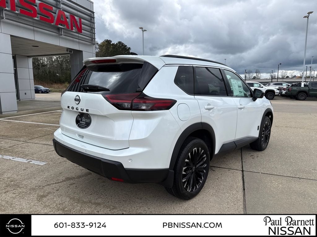2026 Nissan Rogue Dark Armor