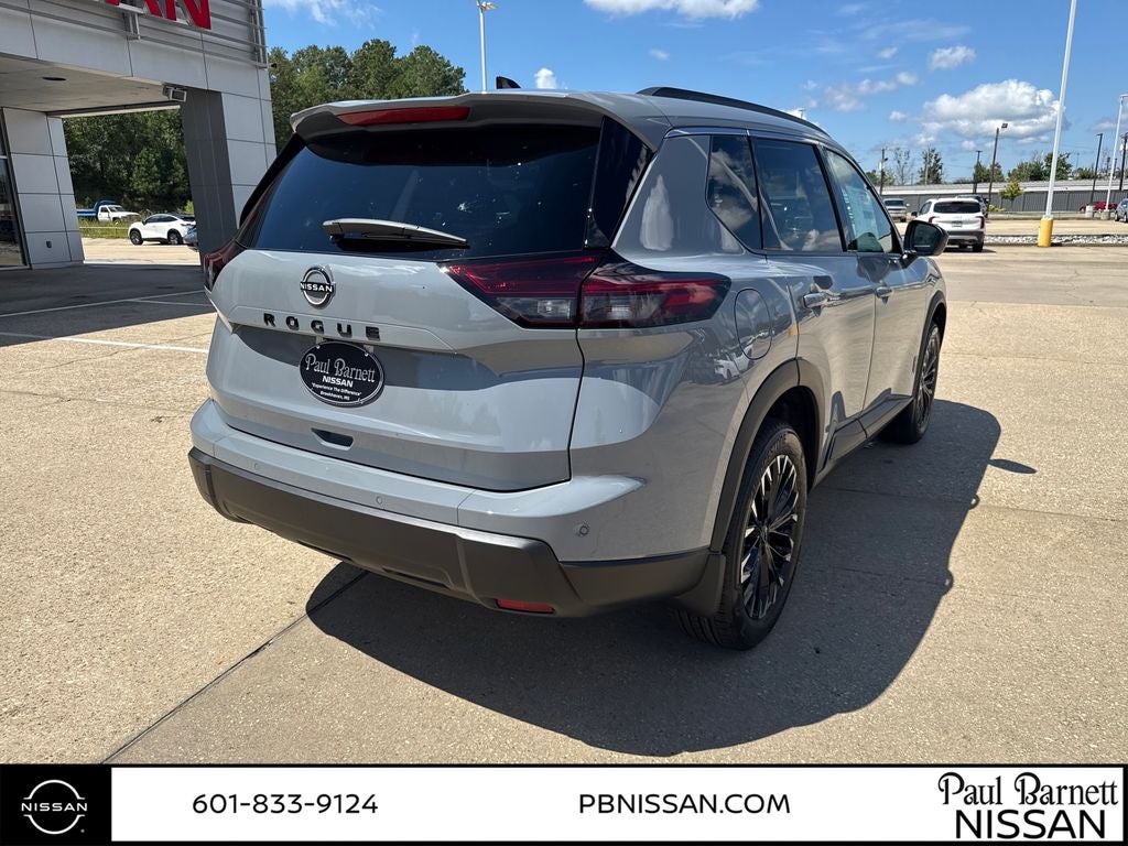 2026 Nissan Rogue Dark Armor
