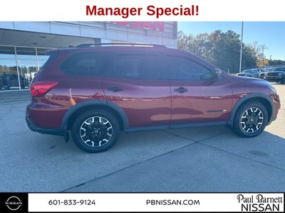 2020 Nissan Pathfinder SL