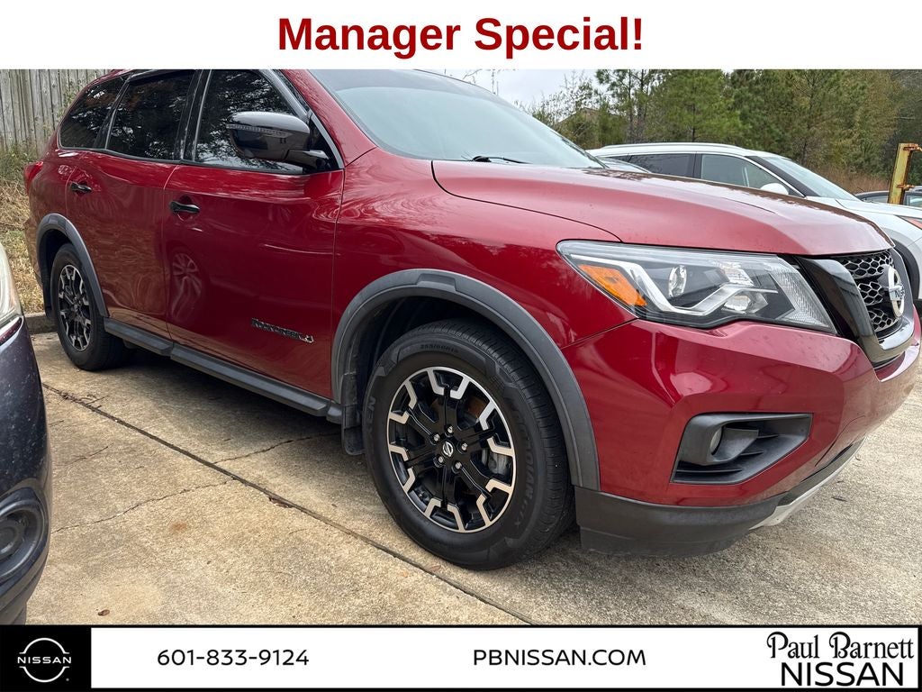 2020 Nissan Pathfinder SL