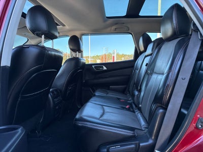 2020 Nissan Pathfinder SL