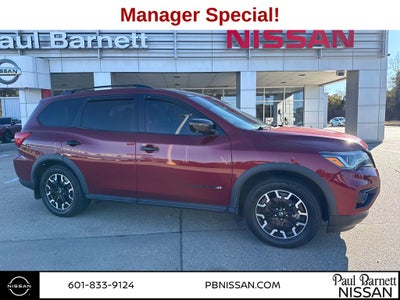 2020 Nissan Pathfinder SL