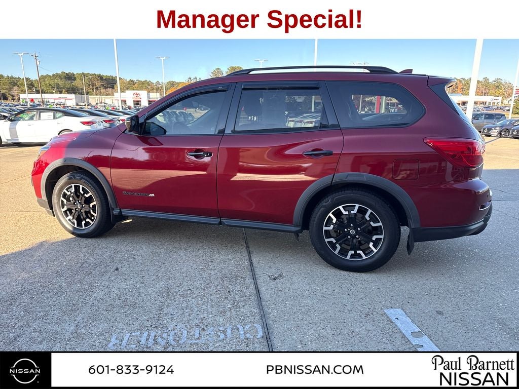 2020 Nissan Pathfinder SL