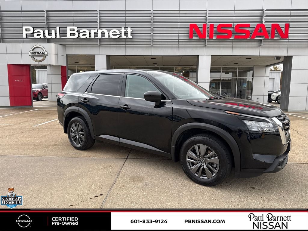 2023 Nissan Pathfinder S