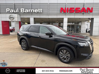 2023 Nissan Pathfinder S