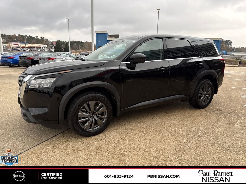 2023 Nissan Pathfinder S