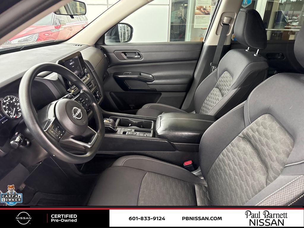 2023 Nissan Pathfinder S