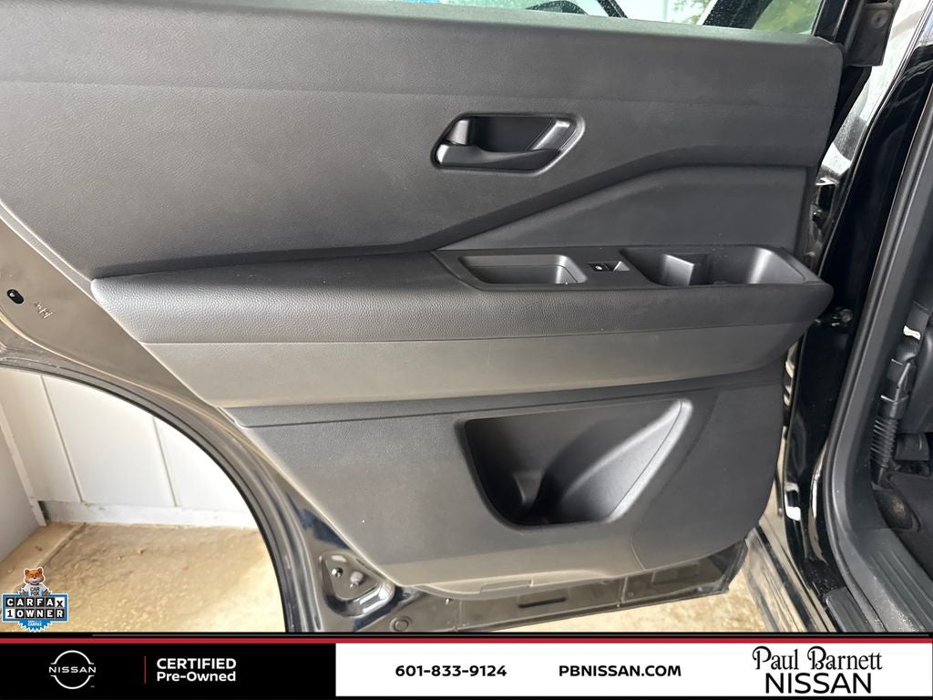 2023 Nissan Pathfinder S