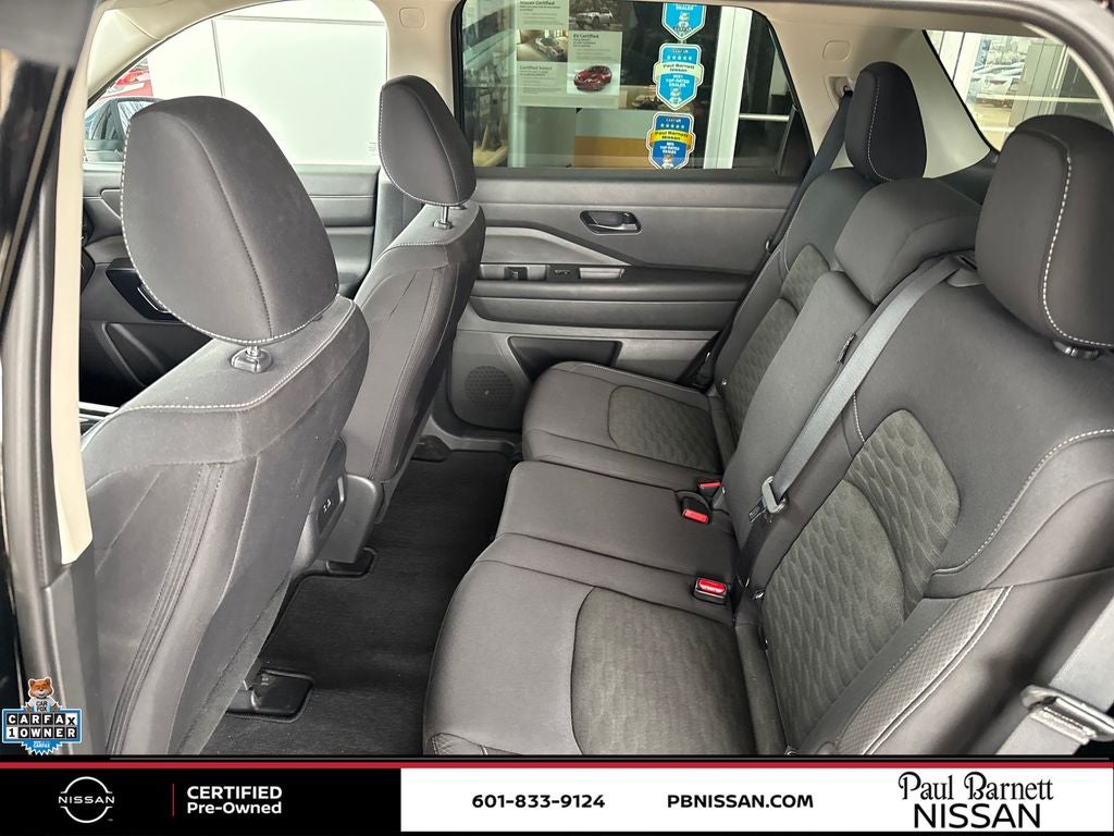 2023 Nissan Pathfinder S